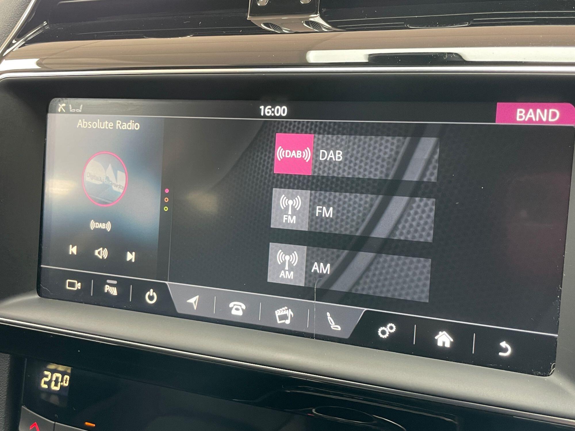 Jaguar F-Pace - Image 45