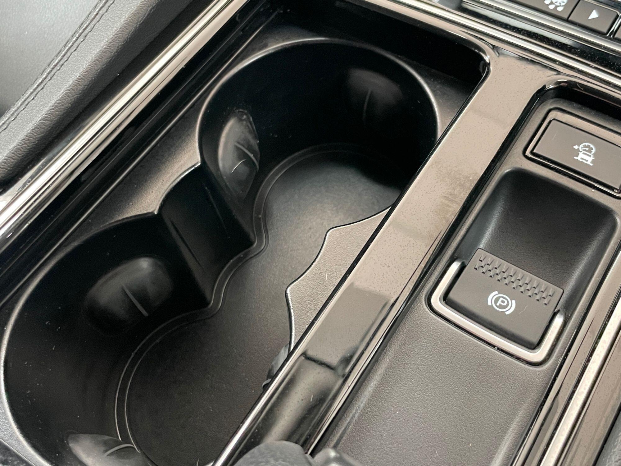 Jaguar F-Pace - Image 49