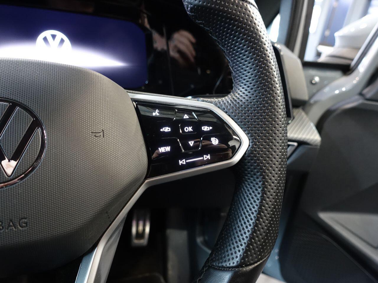 Volkswagen Golf - Image 14