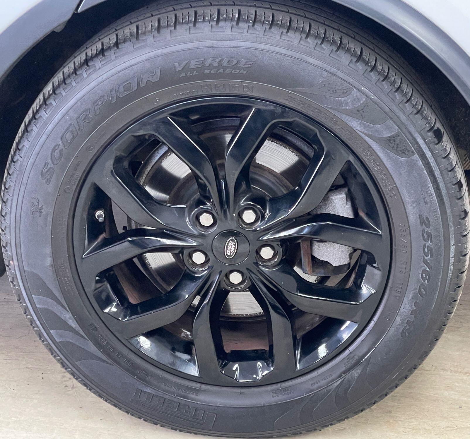 Land Rover Discovery - Image 16