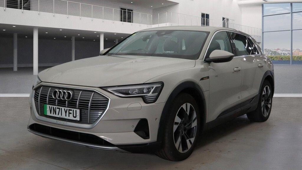 Audi E-Tron - Image 5