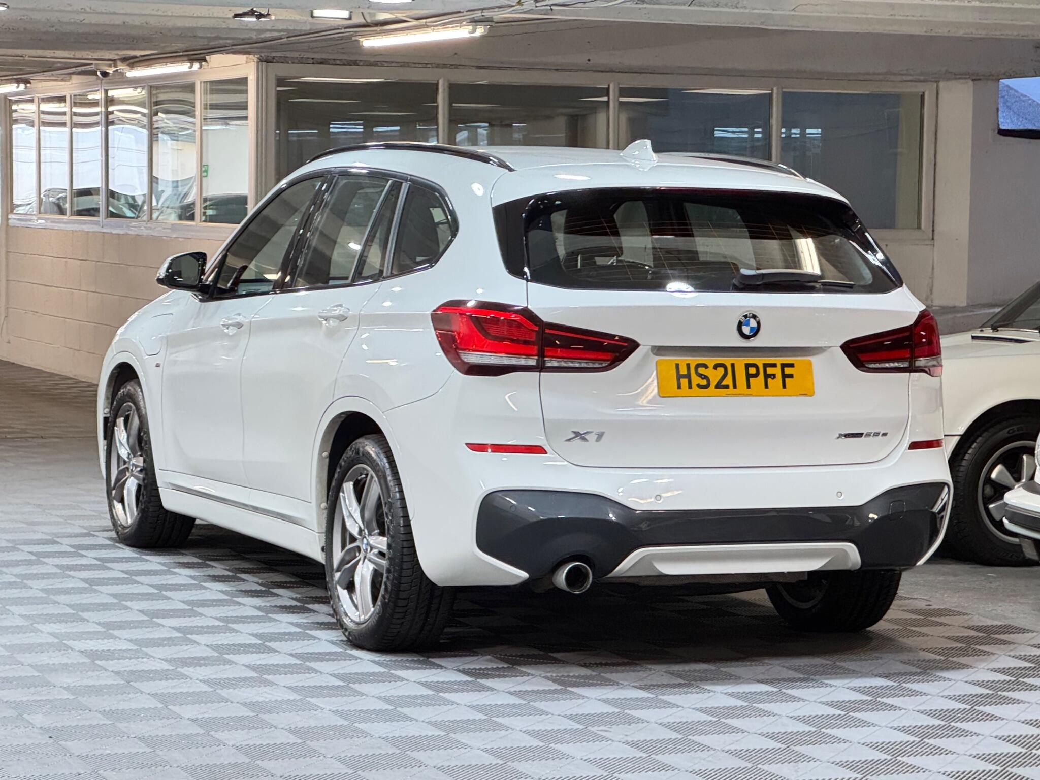 BMW X1 - Image 3