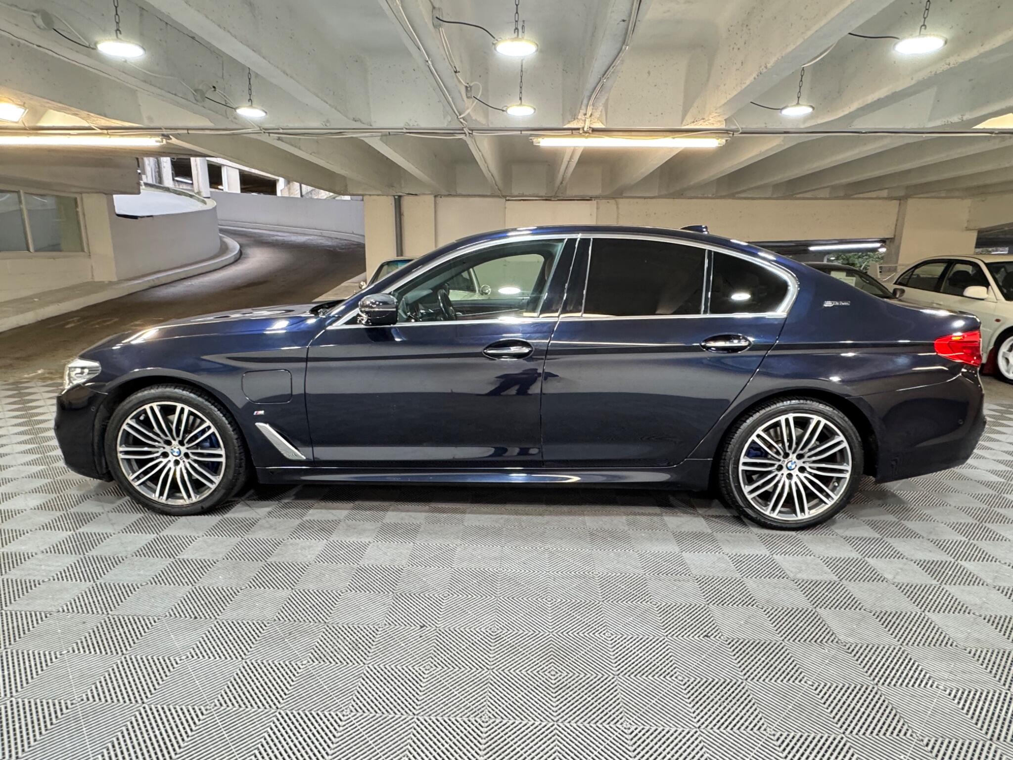 BMW 5 Series - Image 3