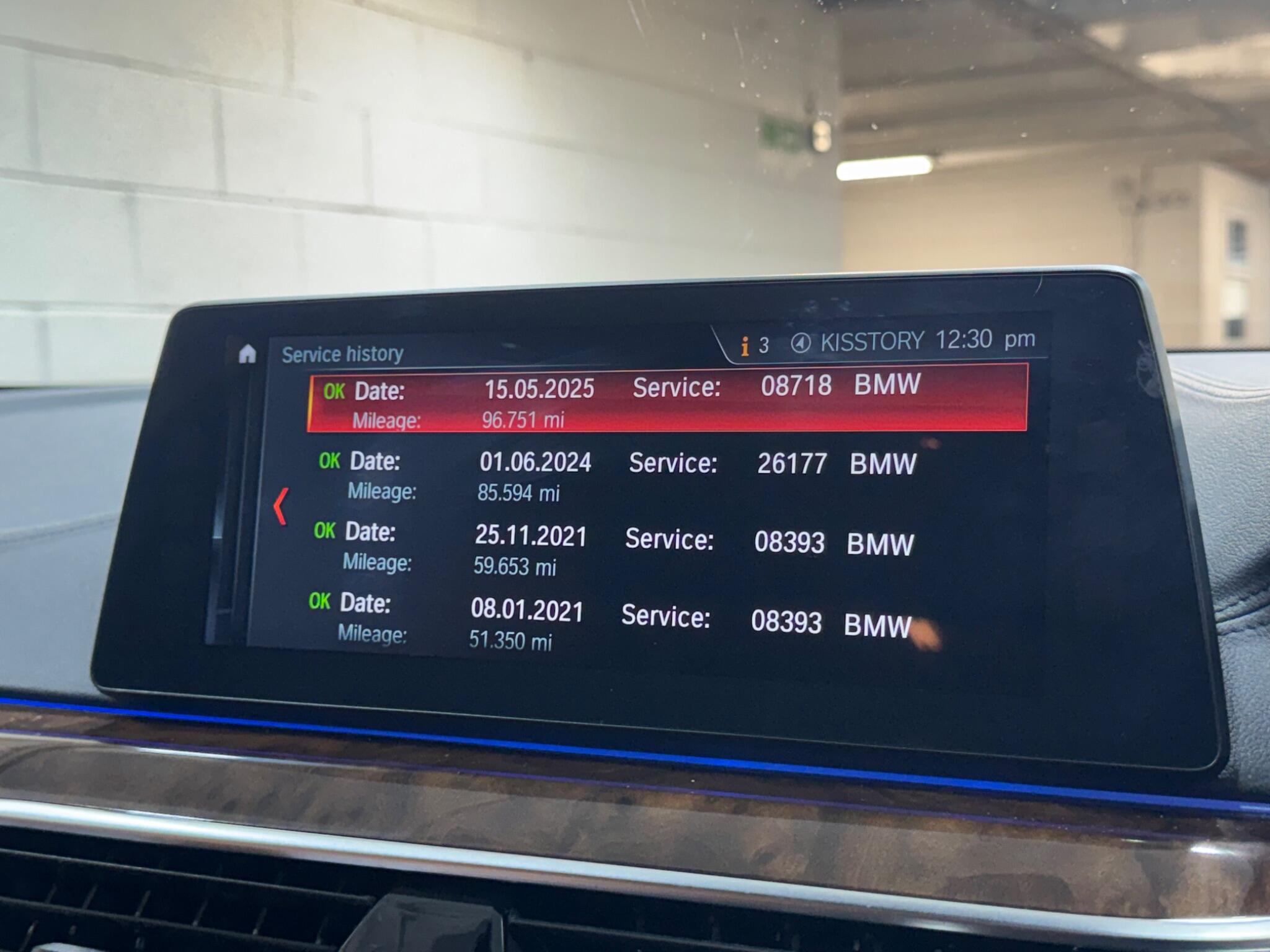 BMW 5 Series - Image 15