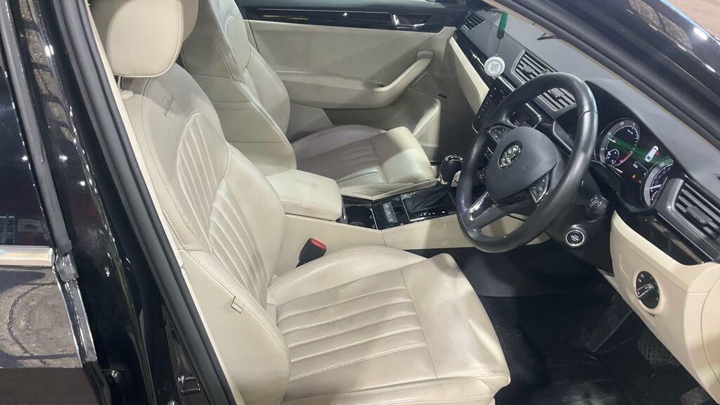 Skoda Superb - Image 3