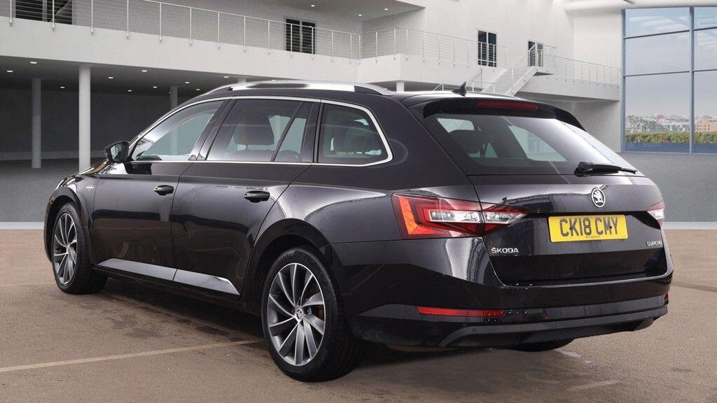 Skoda Superb - Image 5