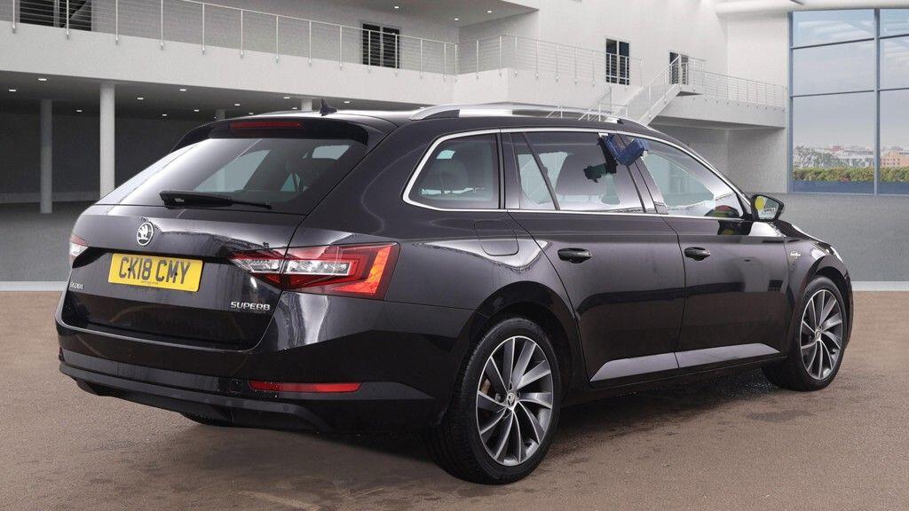 Skoda Superb - Image 6