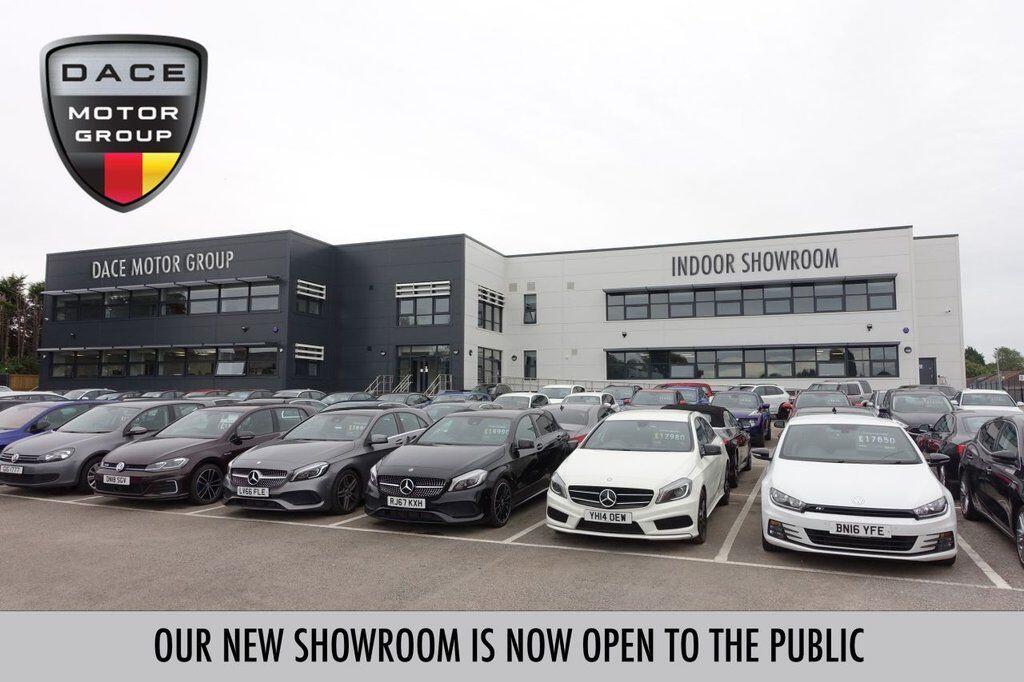 Volkswagen T-Roc - Image 6