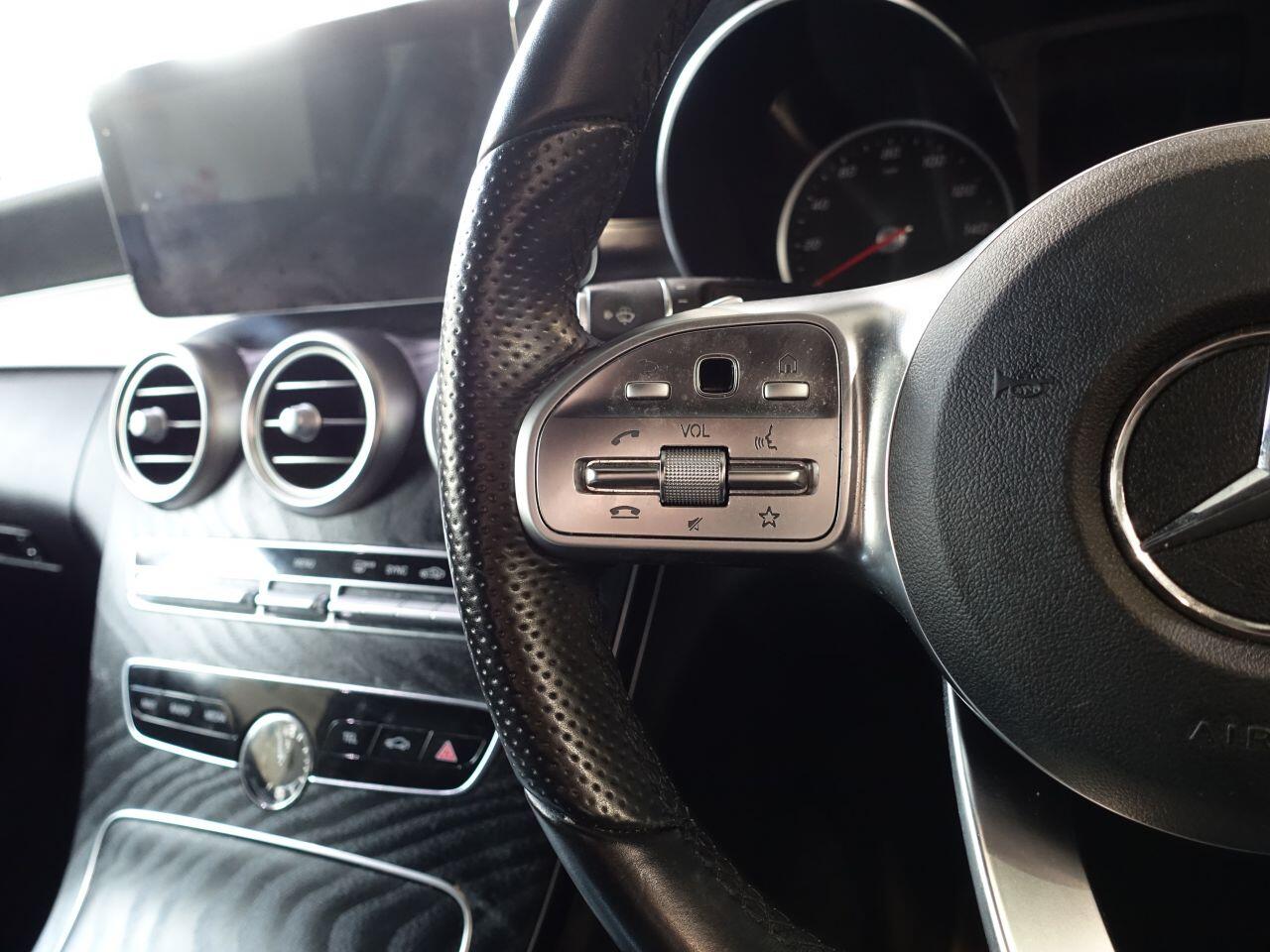 Mercedes C-Class - Image 18