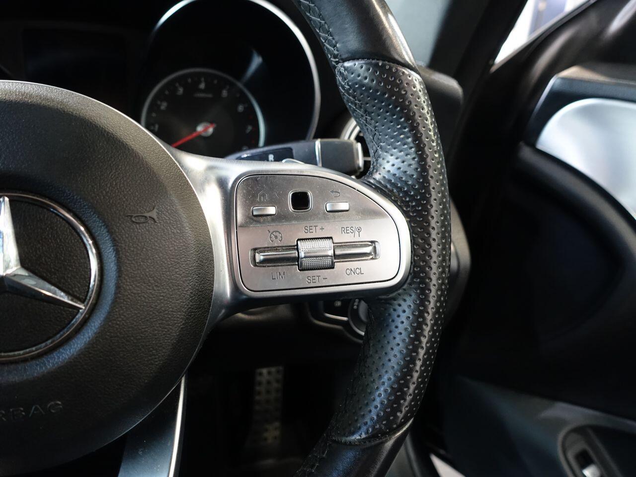 Mercedes C-Class - Image 19