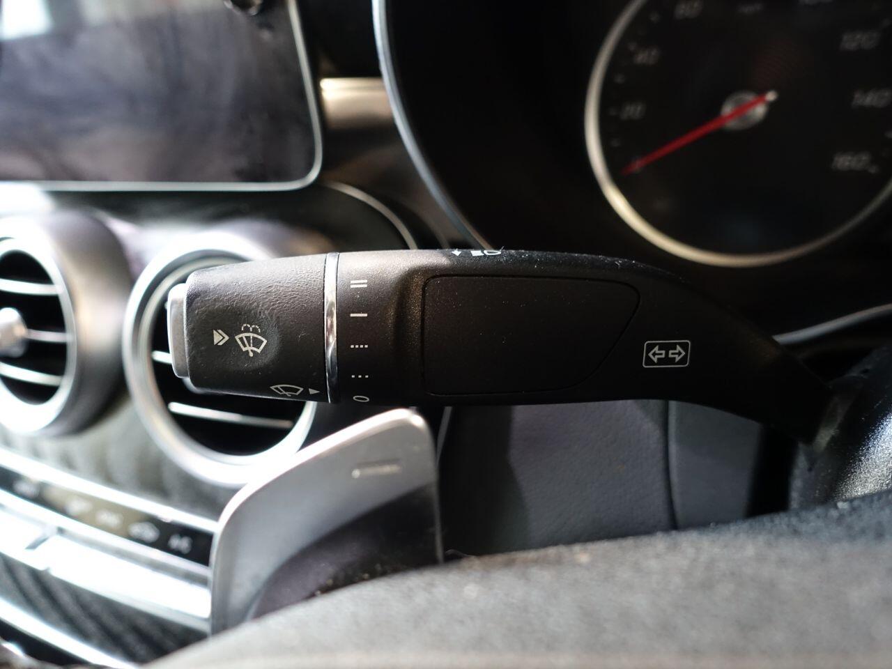 Mercedes C-Class - Image 20