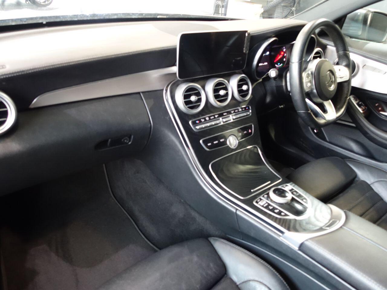 Mercedes C-Class - Image 38