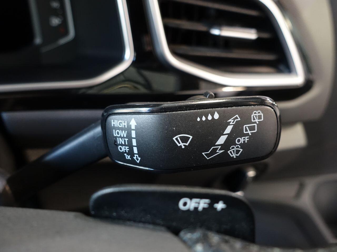 Volkswagen T-Roc - Image 24