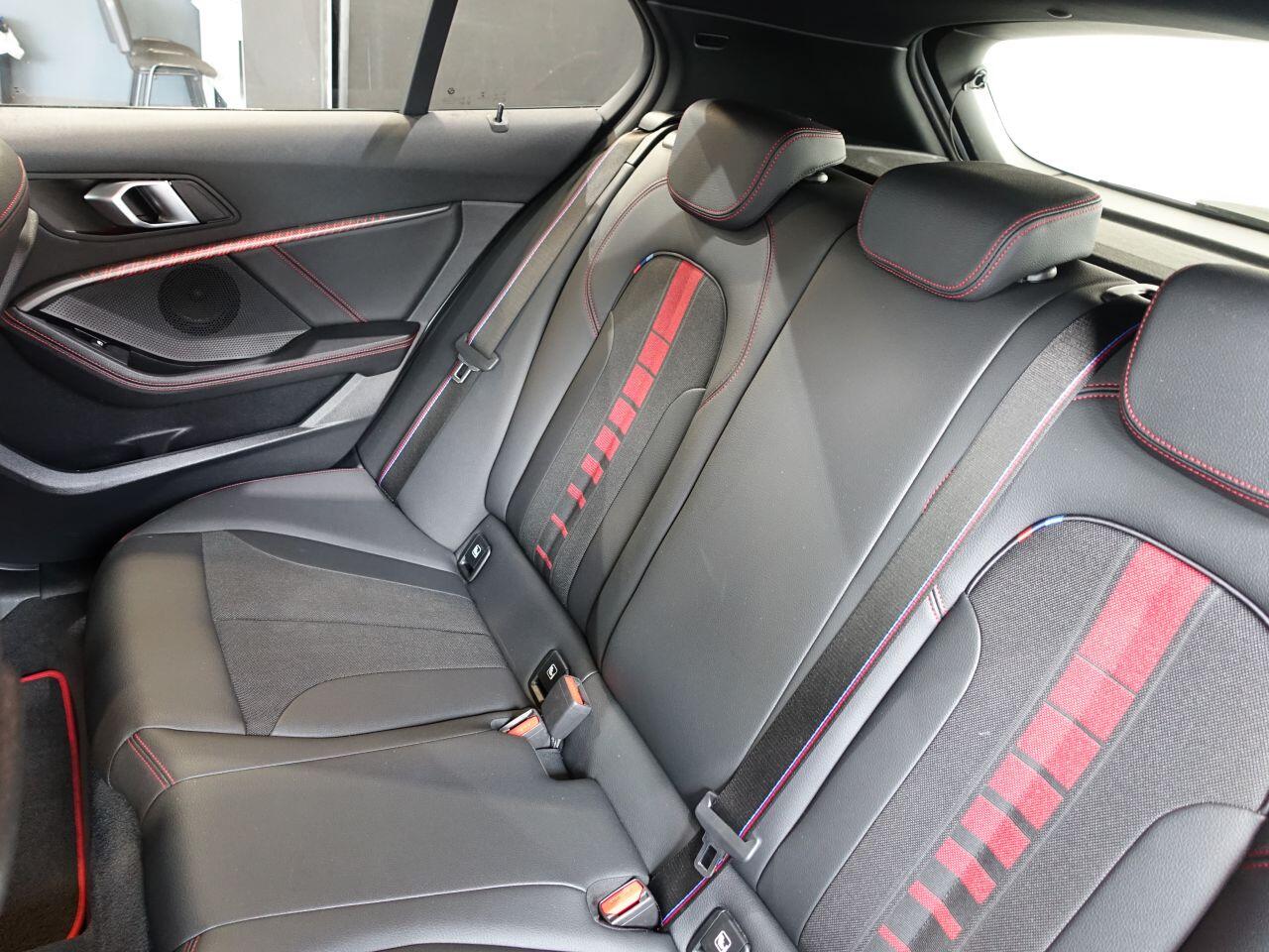 BMW 1 Series - Image 39