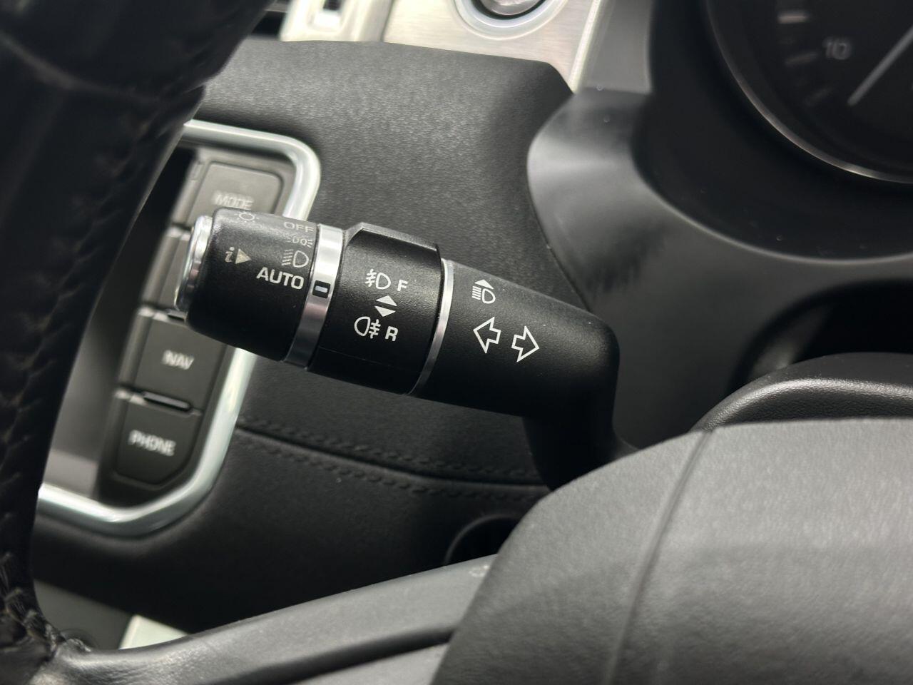 Land Rover Range Rover Evoque - Image 25