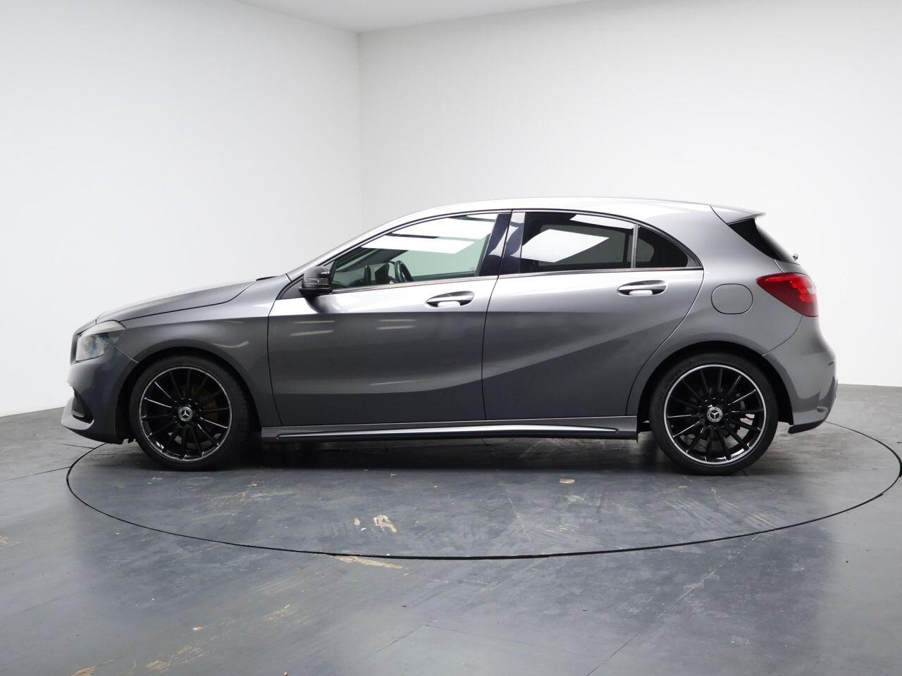 Mercedes-benz A-CLASS - Image 13