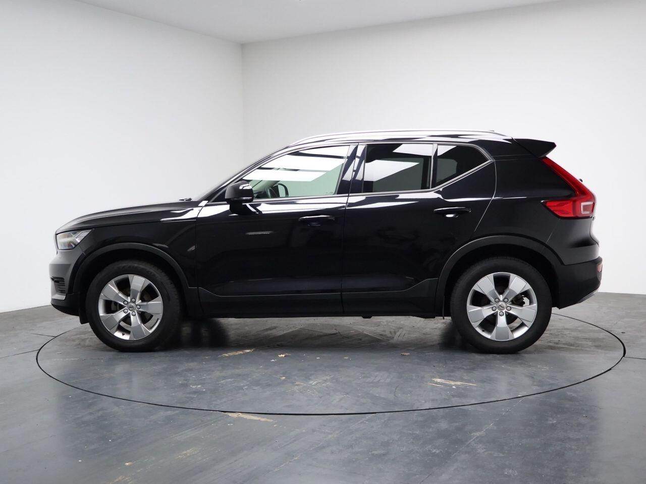 Volvo XC40 - Image 13