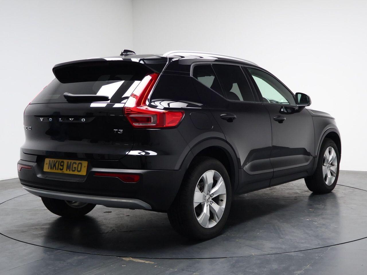 Volvo XC40 - Image 25