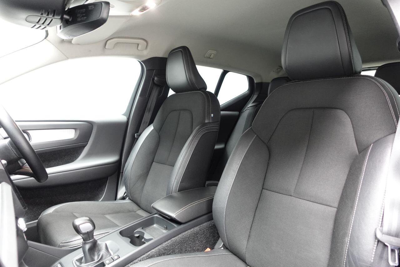 Volvo XC40 - Image 42