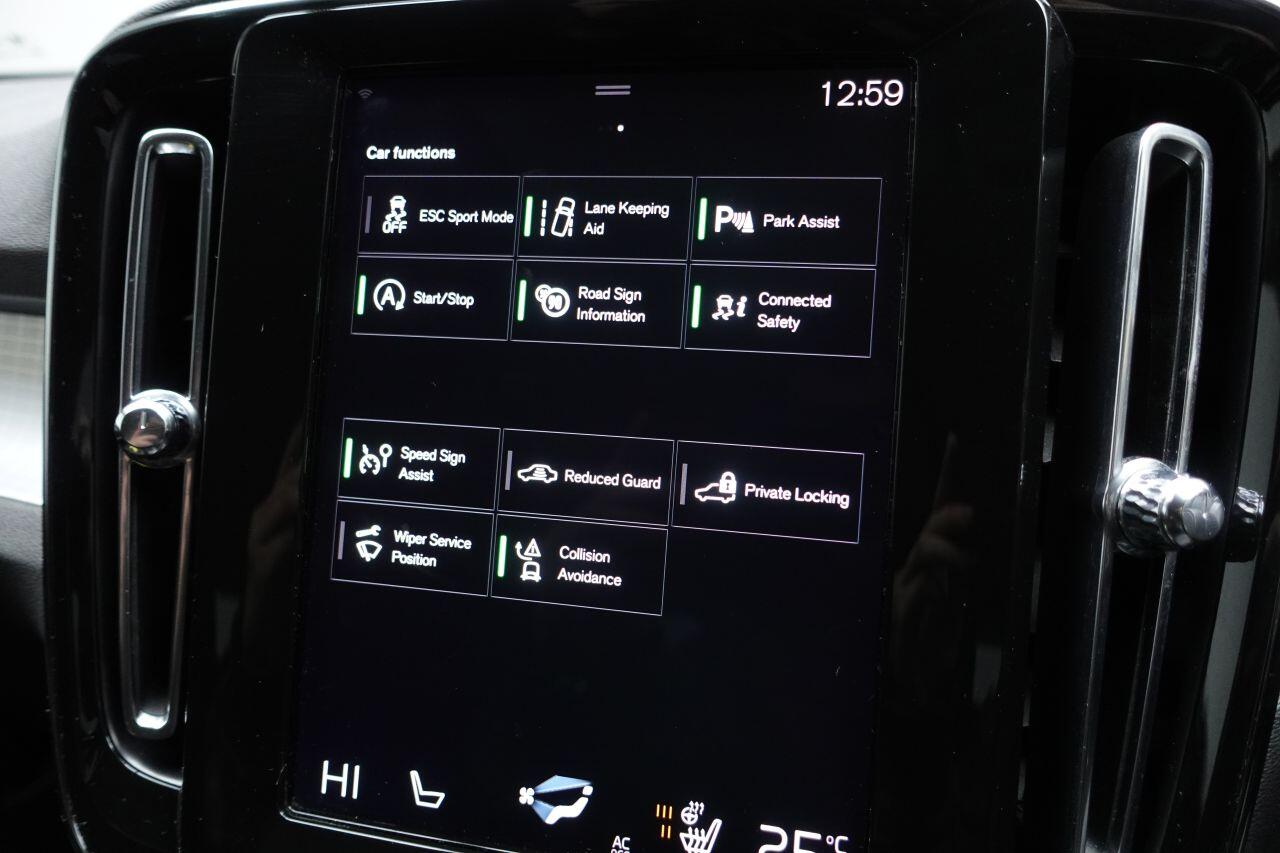 Volvo XC40 - Image 18