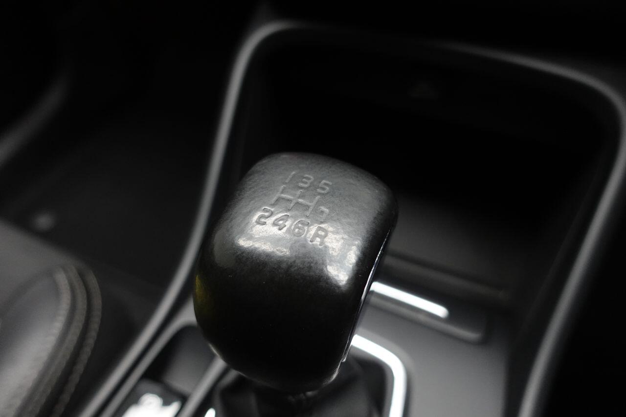 Volvo XC40 - Image 30