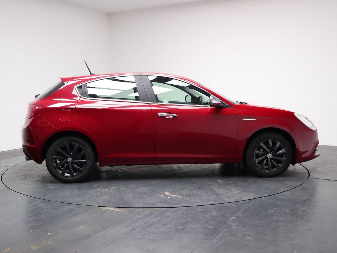 Alfa Romeo Giulietta - Image 22