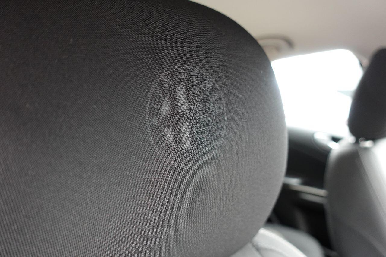 Alfa Romeo Giulietta - Image 9