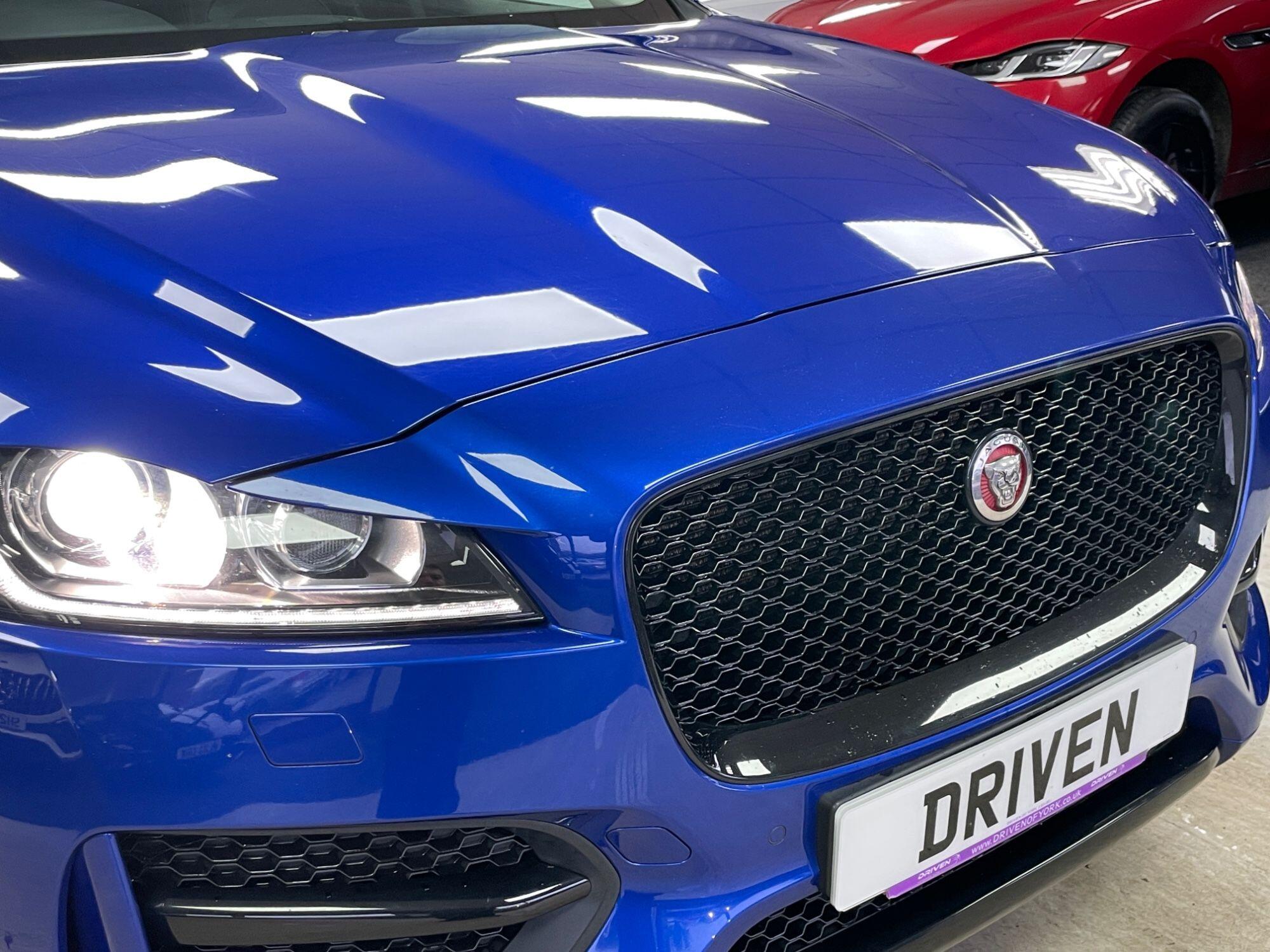 Jaguar F-Pace - Image 4