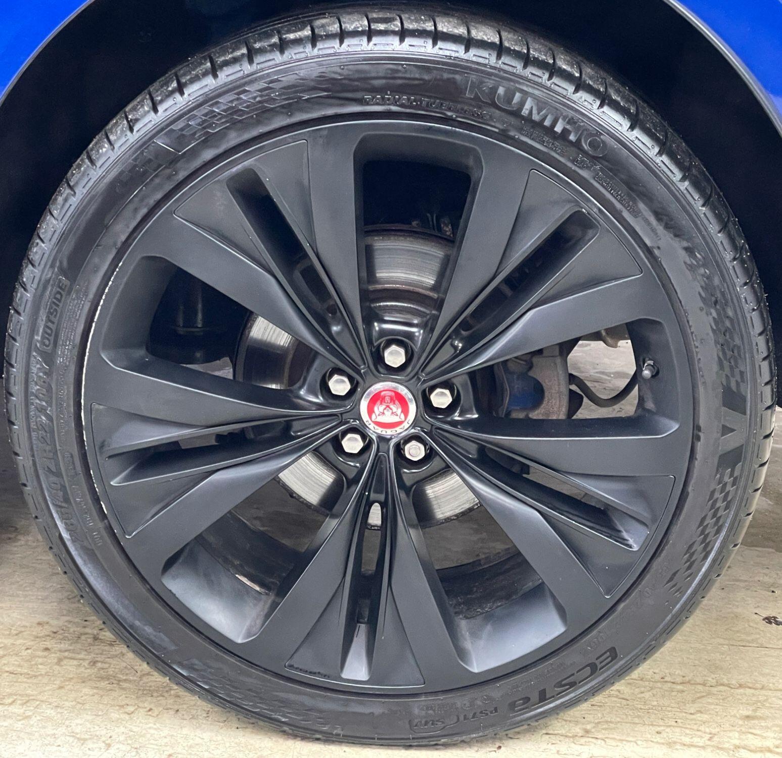 Jaguar F-Pace - Image 14