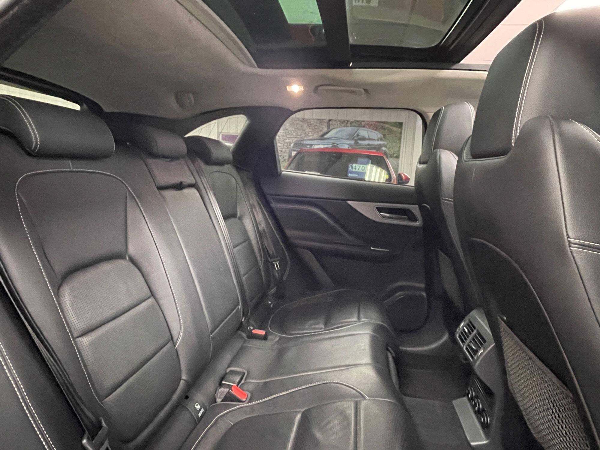 Jaguar F-Pace - Image 28