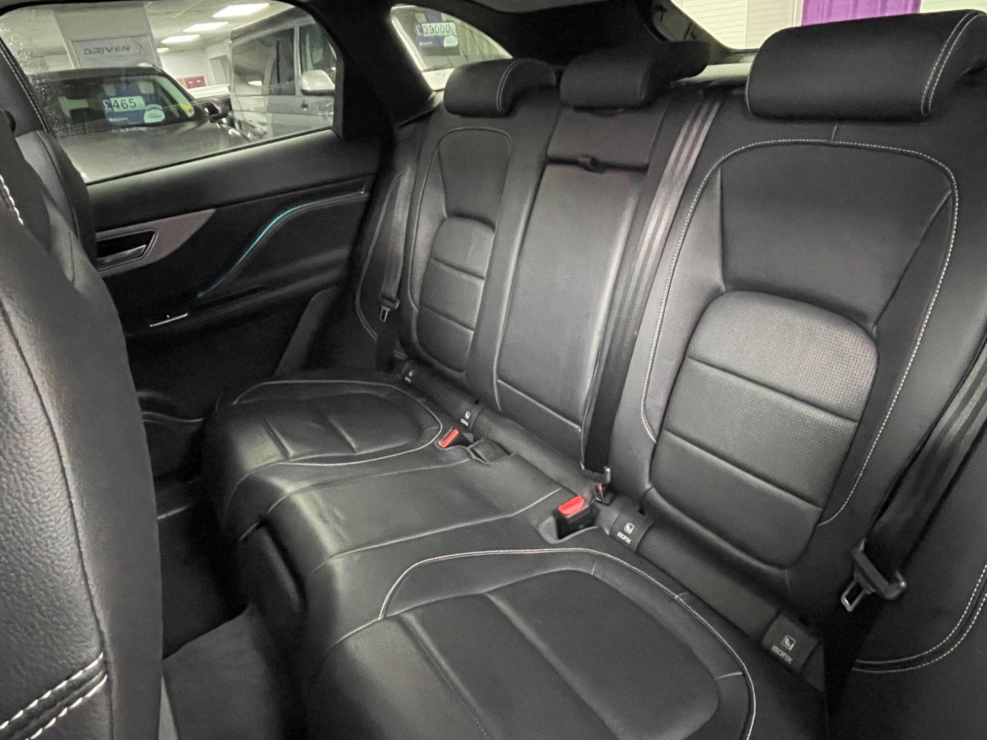 Jaguar F-Pace - Image 29