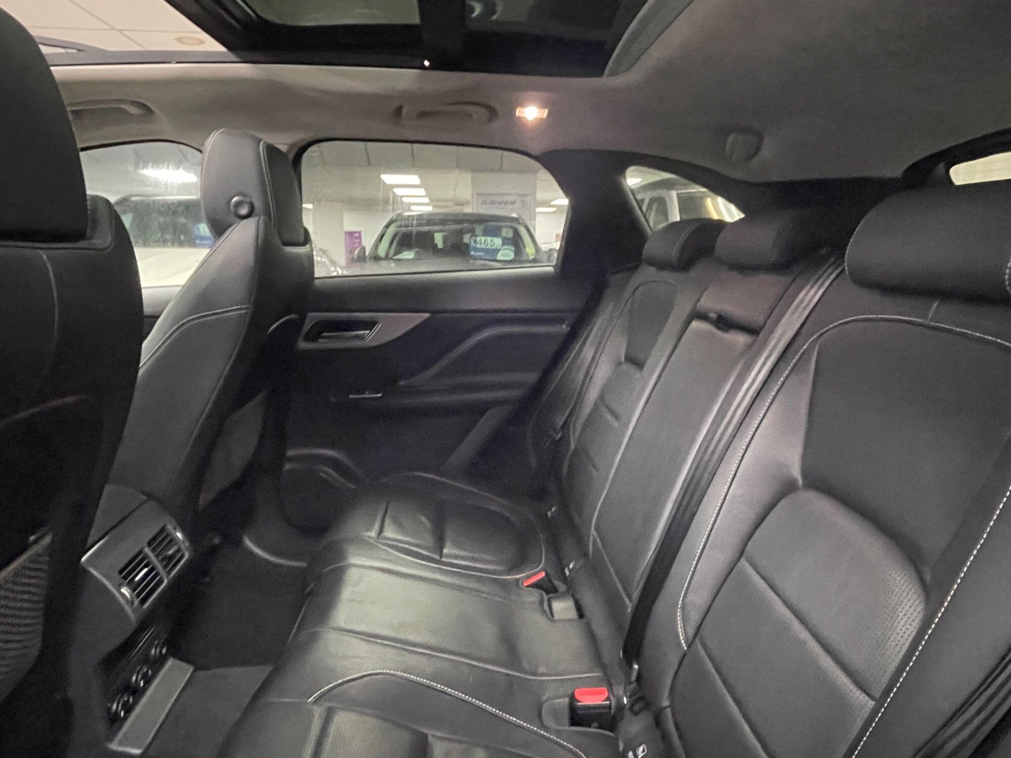 Jaguar F-Pace - Image 30