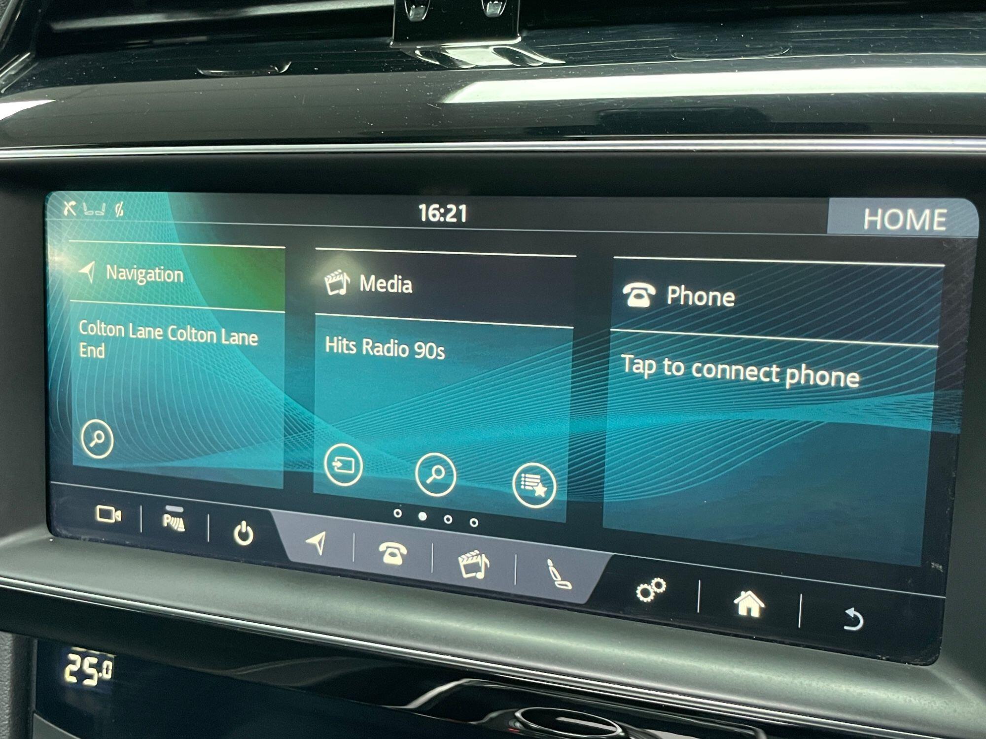 Jaguar F-Pace - Image 43