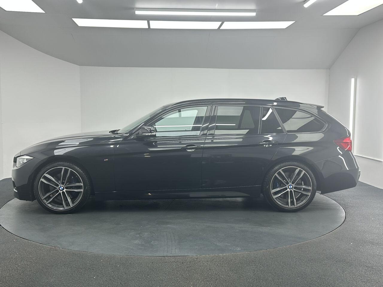 BMW 3 Series - Image 7