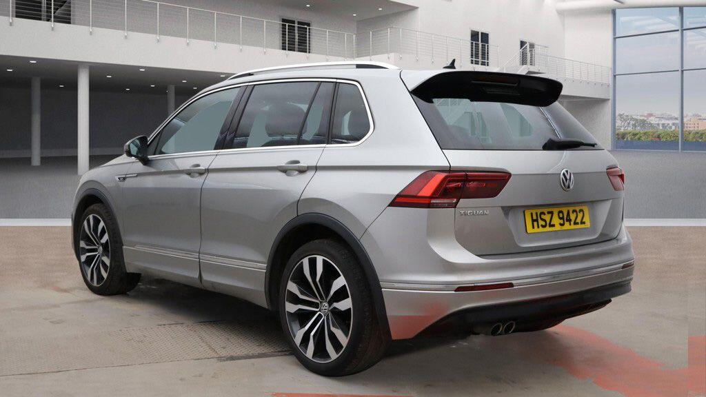 Volkswagen Tiguan - Image 2