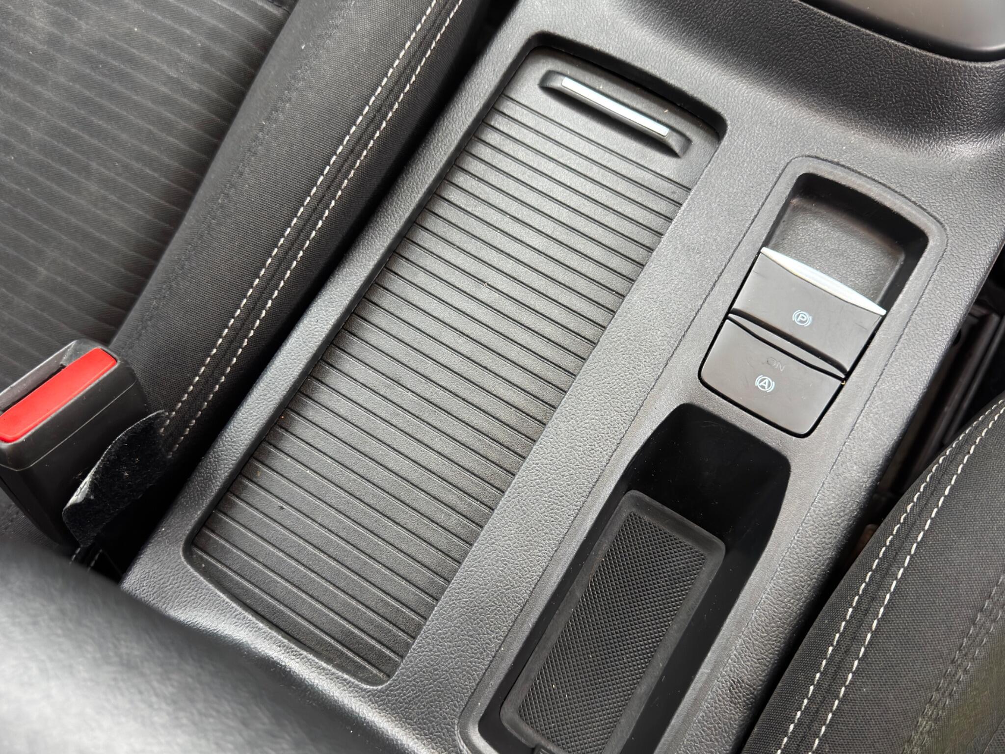 Ford Focus - Image 2