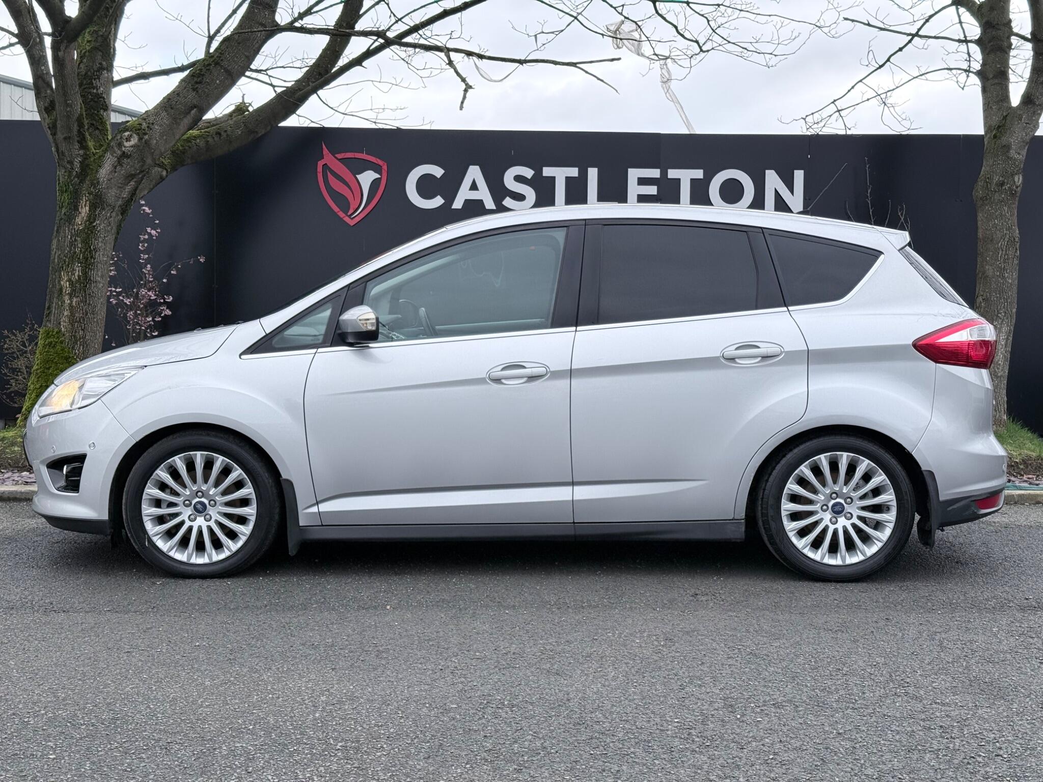 Ford C-MAX - Image 11