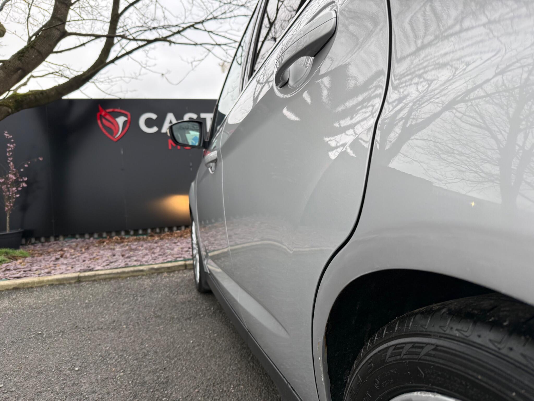 Ford C-MAX - Image 57