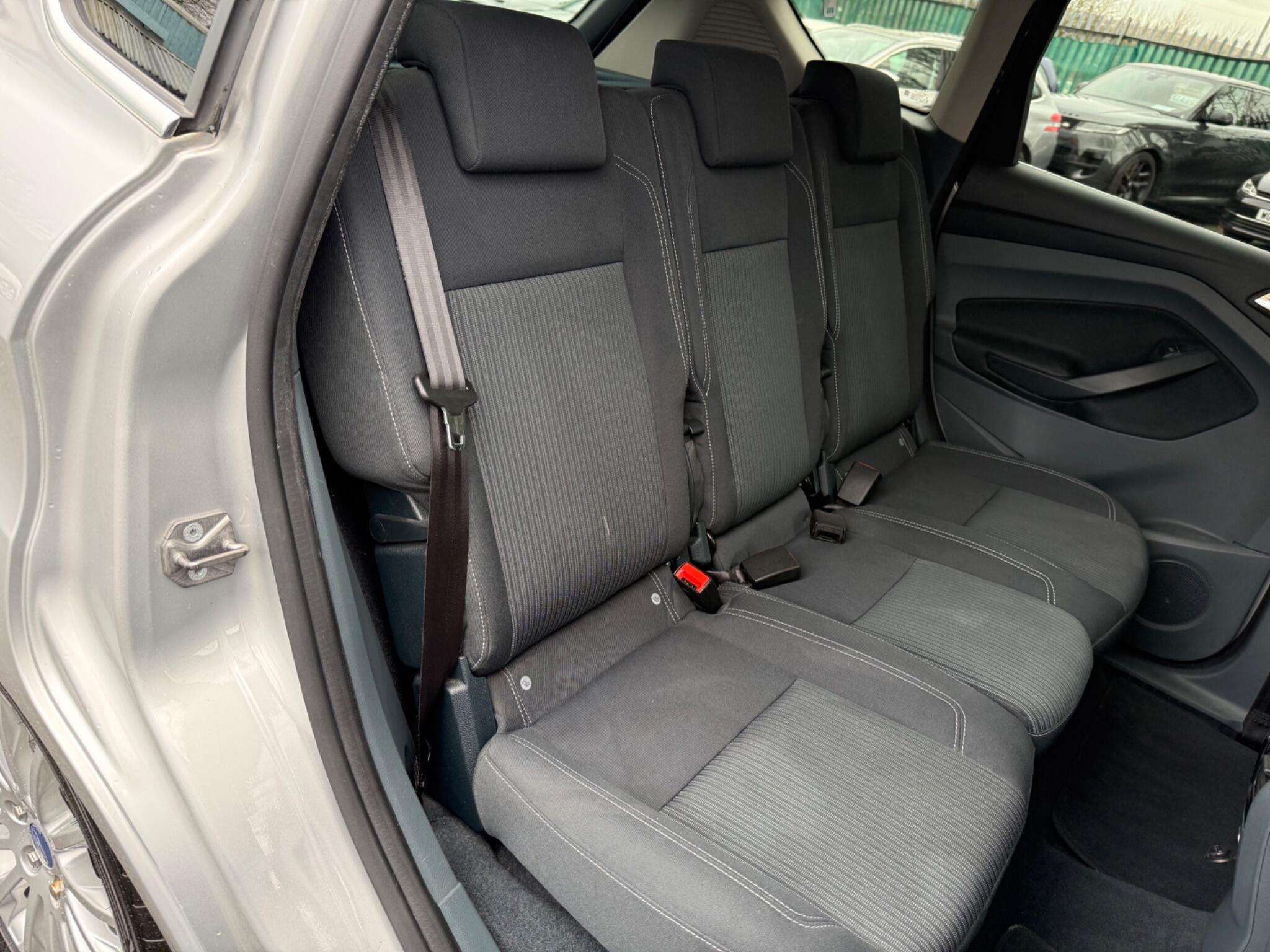 Ford C-MAX - Image 21
