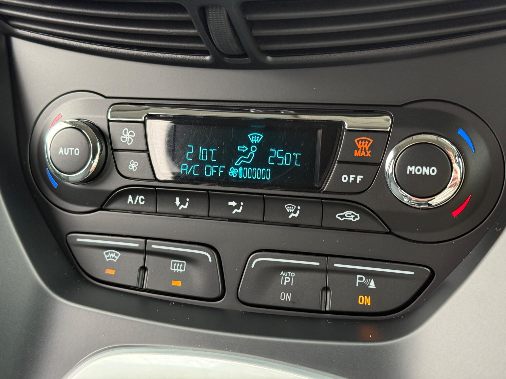 Ford C-MAX - Image 24