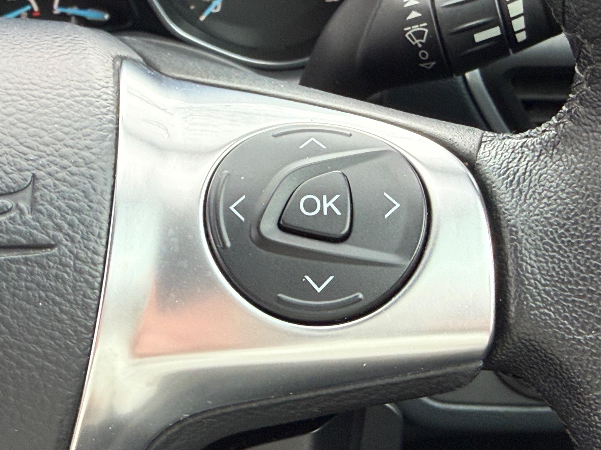 Ford C-MAX - Image 28