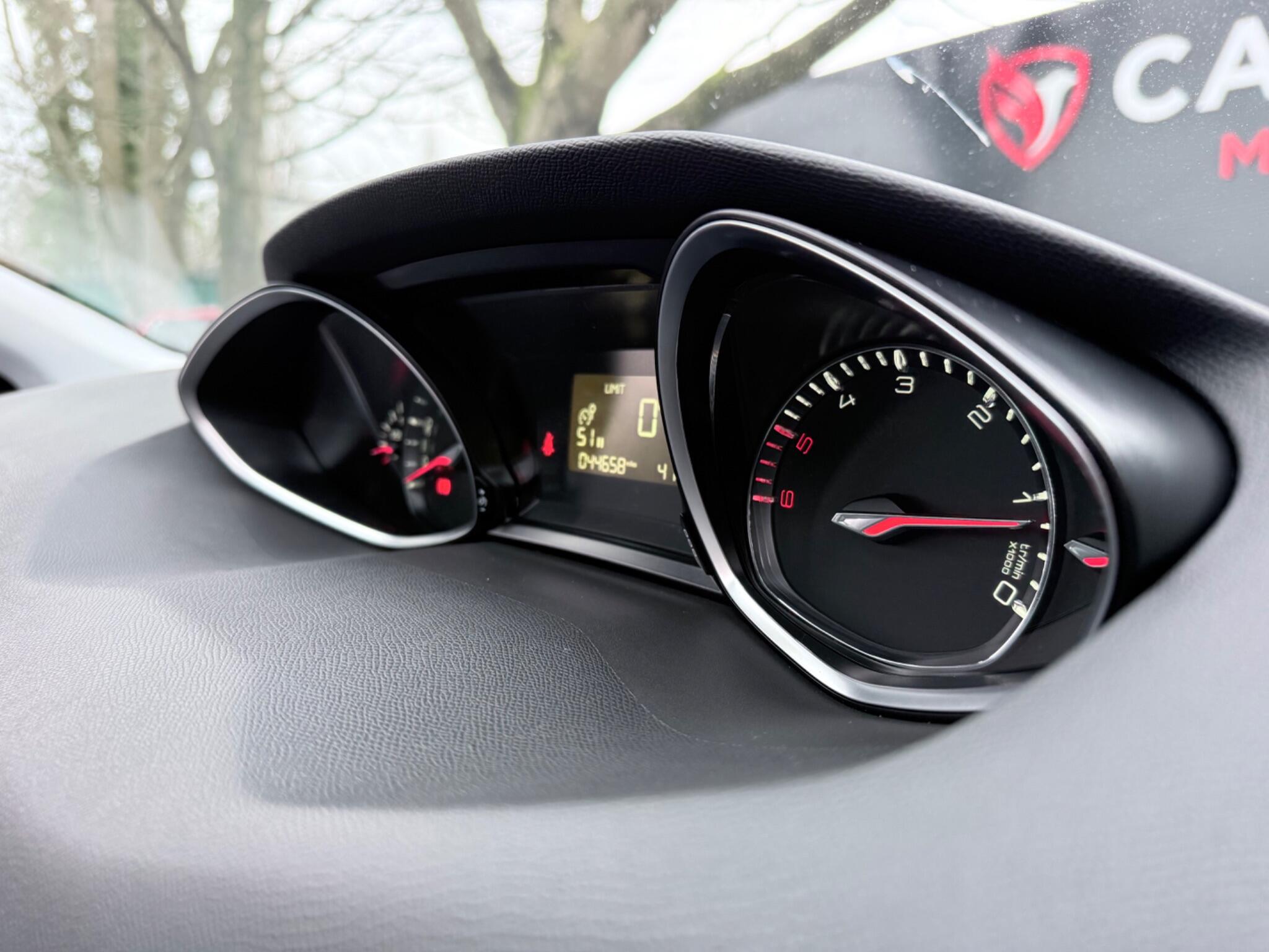 Peugeot 308 SW - Image 48