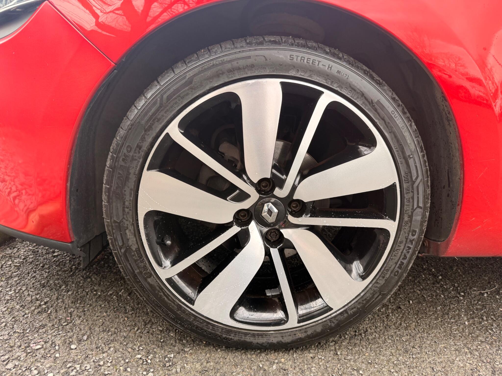Renault Clio - Image 34