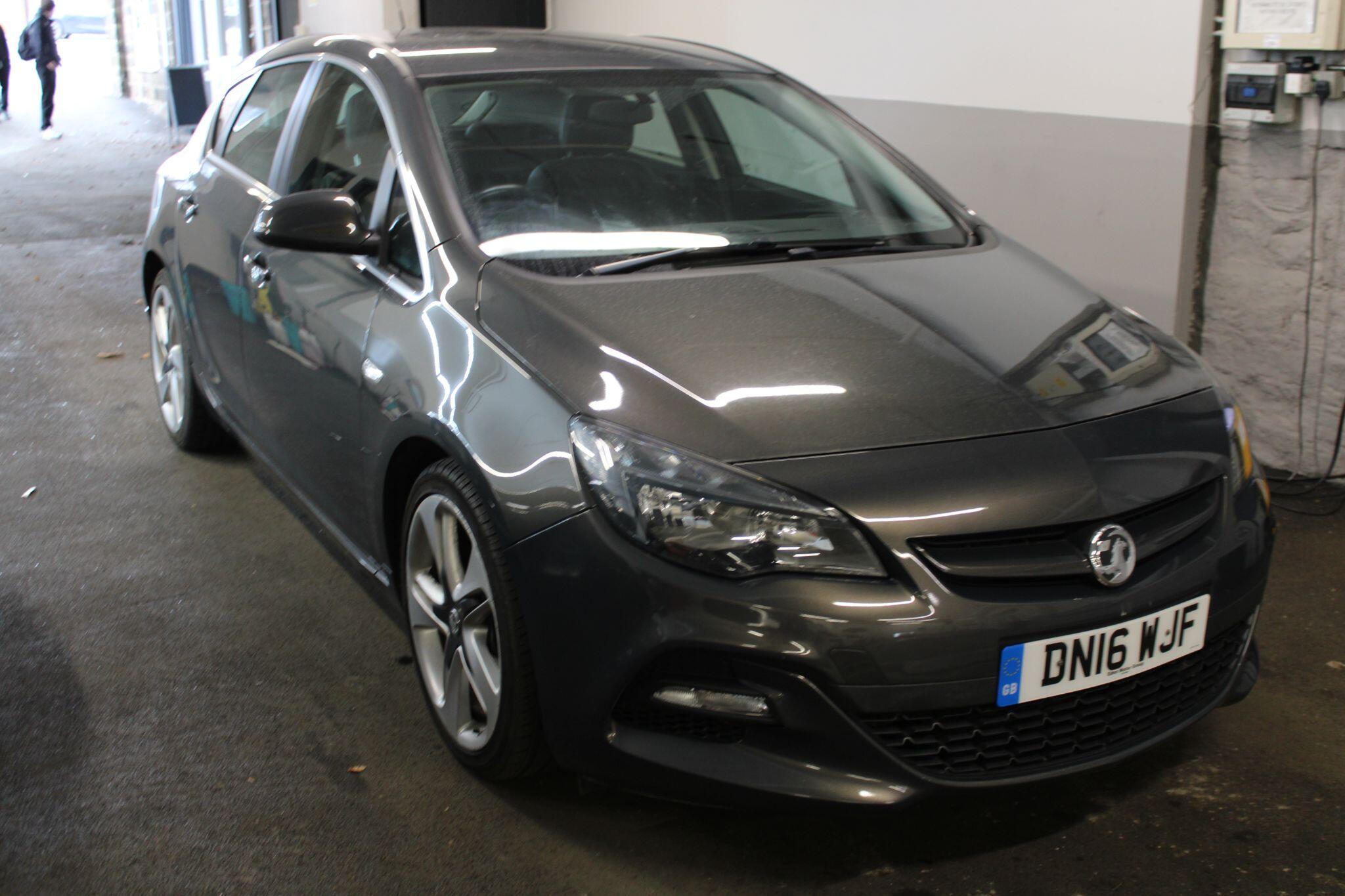 Vauxhall Astra - Image 2