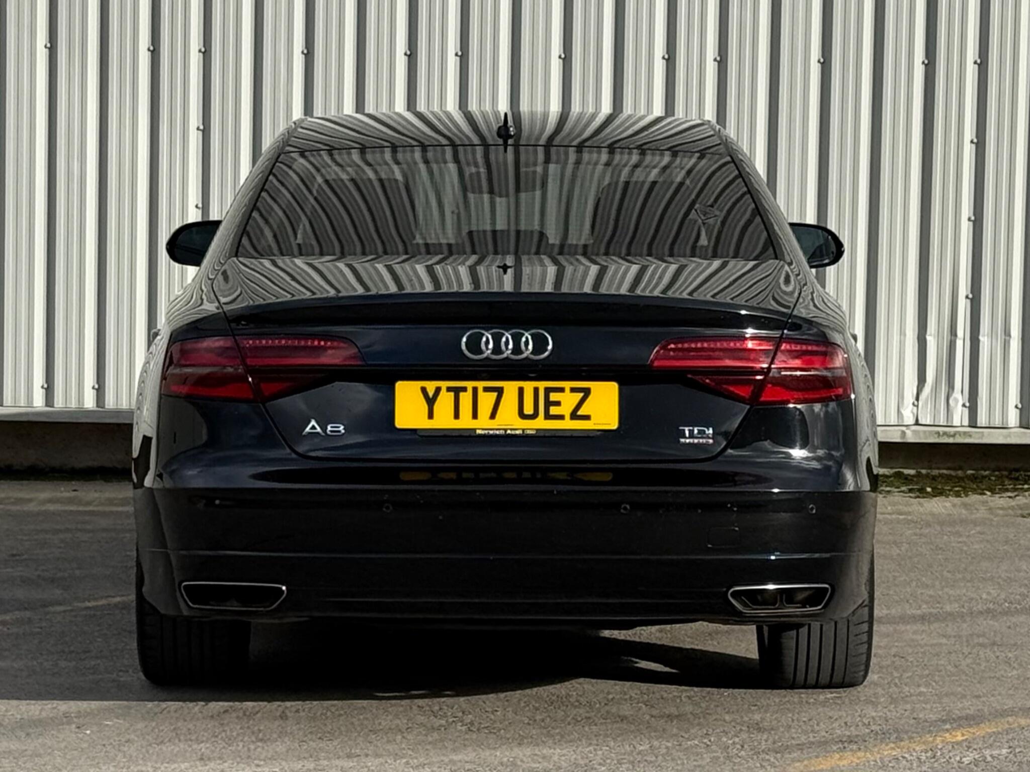 Audi A8 - Image 15