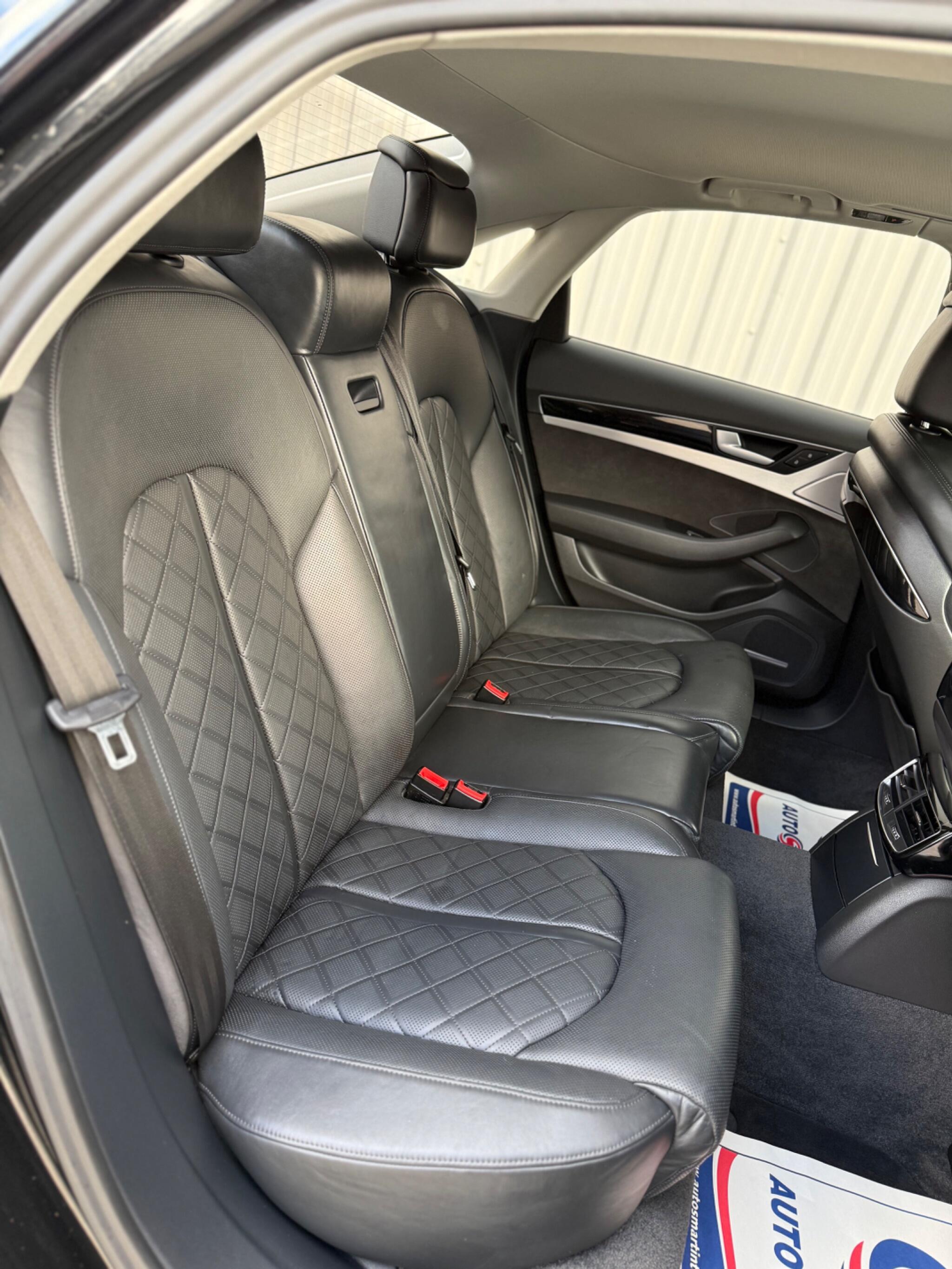 Audi A8 - Image 25