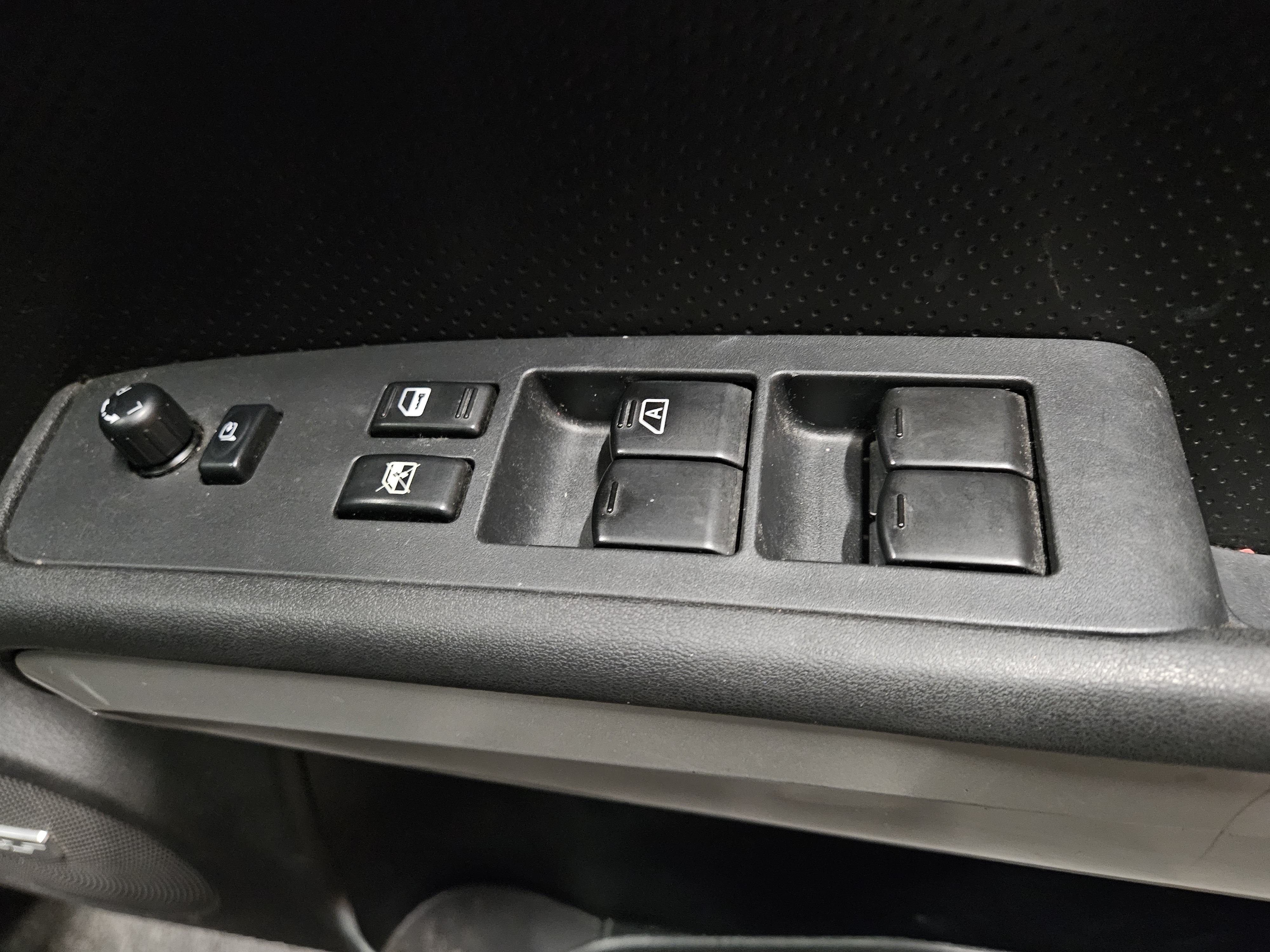 Nissan X-Trail - Image 16