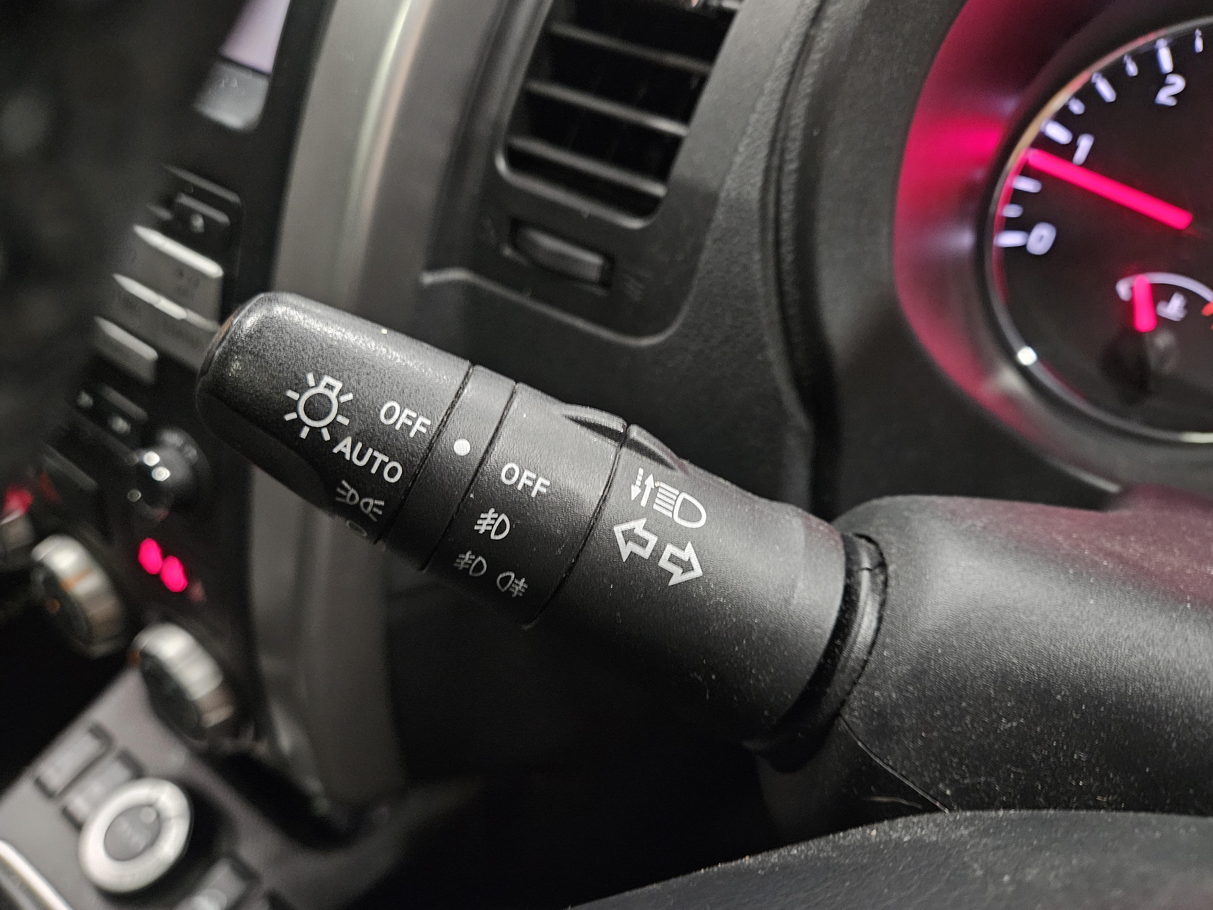 Nissan X-Trail - Image 17