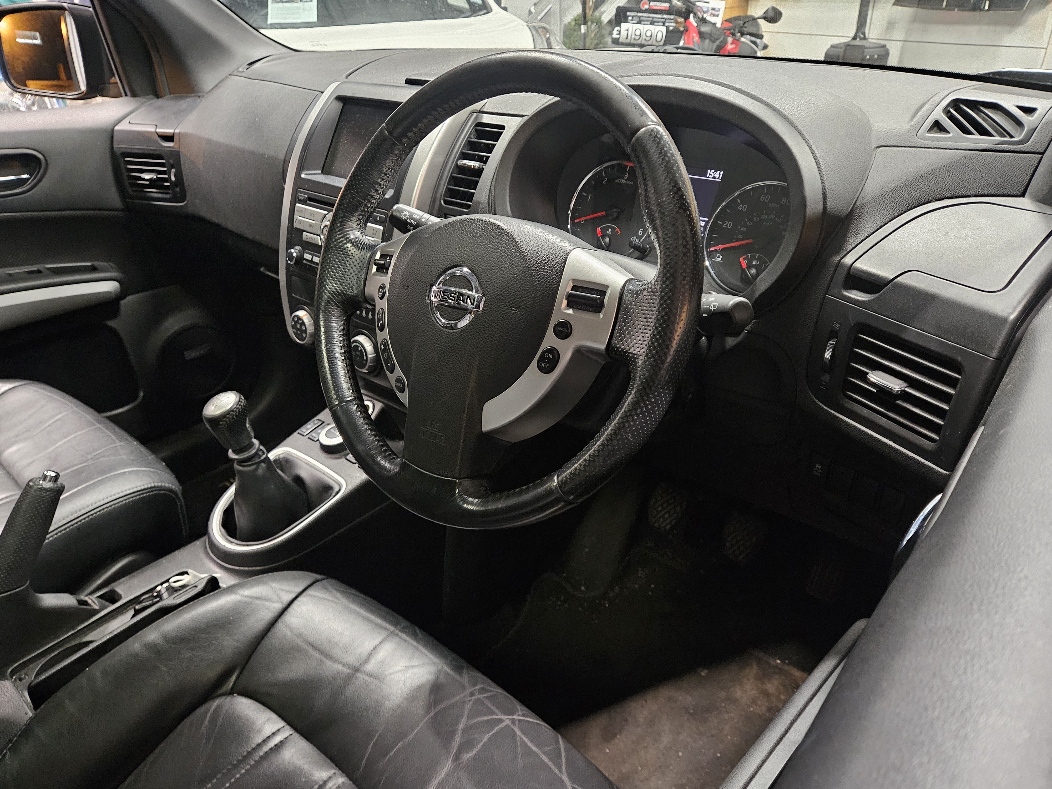 Nissan X-Trail - Image 18