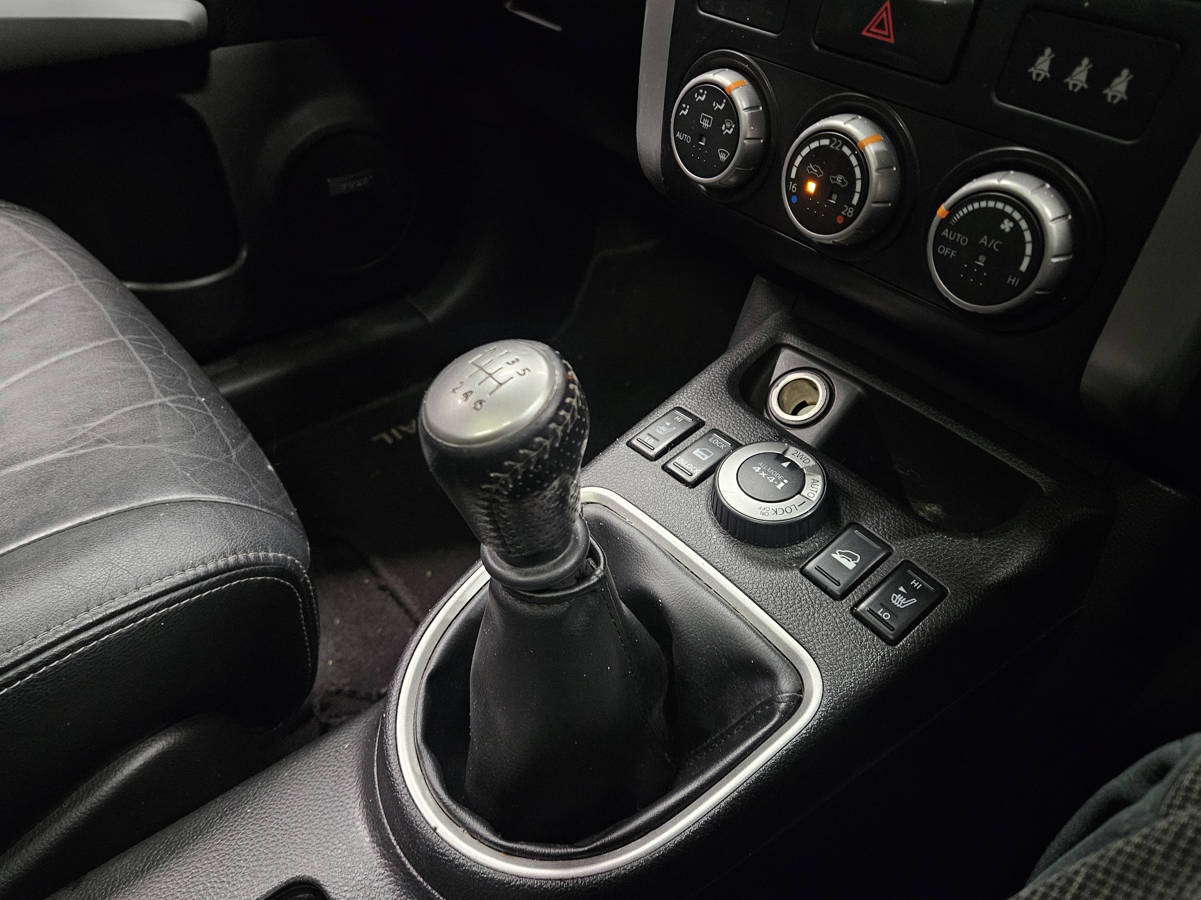 Nissan X-Trail - Image 31